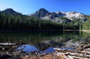 Everett Lake in the Thousand Lakes Wilderness