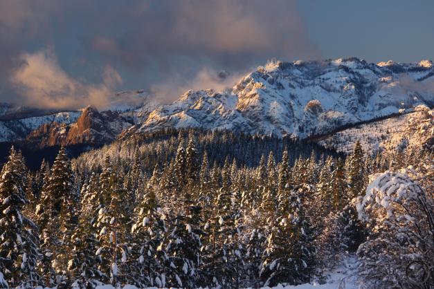 Trinity Divide, Castle Crags - Dec2015 103 (Custom)