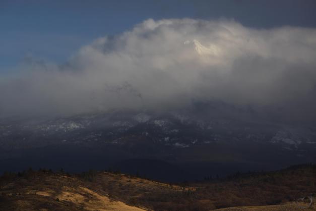 Cascades, Mt. Shasta - Jan2016 210 (Custom)